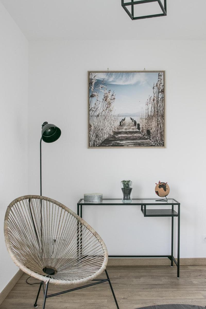 Quijote, Maison Moderne Avec Terrasse A カーン エクステリア 写真